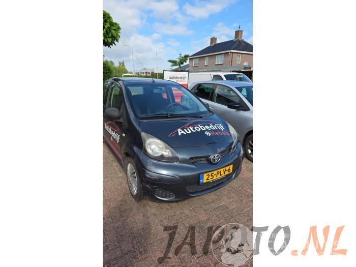 Toyota Aygo Aygo (B10), Hatchback, 2005 / 2014 1.0 12V VVT-i