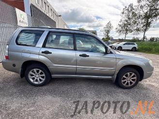 Subaru Forester Forester (SG), SUV, 2002 / 2008 2.0 16V X picture 6
