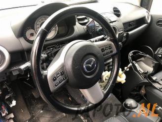Mazda 2 2 (DE), Hatchback, 2007 / 2015 1.5 16V S-VT picture 12