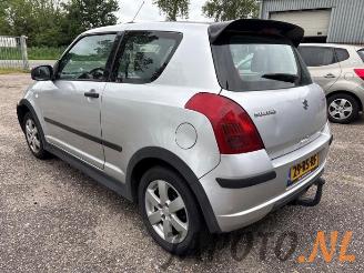 Suzuki Swift Swift (ZA/ZC/ZD1/2/3/9), Hatchback, 2005 / 2015 1.3 VVT 16V picture 3
