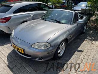 Uttjänta bilar auto Mazda MX-5 MX-5 (NB18/35/8C), Cabrio, 1998 / 2005 1.6i 16V 2002/4