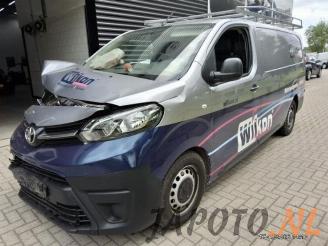 Coche siniestrado Toyota ProAce ProAce, Van, 2016 2.0 D-4D 122 16V Worker 2022/1