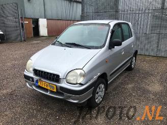 Vrakbiler auto Hyundai Atos Atos, Hatchback, 1997 / 2008 1.0 12V 2000/5