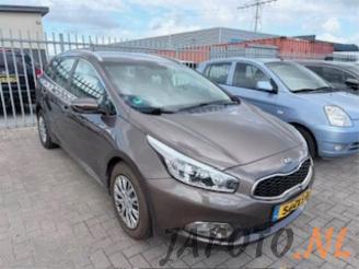 Auto da rottamare Kia Cee d Cee'd Sportswagon (JDC5), Combi, 2012 / 2018 1.6 GDI 16V 2013/1