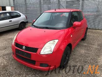 Salvage car Suzuki Swift Swift (ZA/ZC/ZD1/2/3/9), Hatchback, 2005 / 2015 1.5 VVT 16V 2005/11