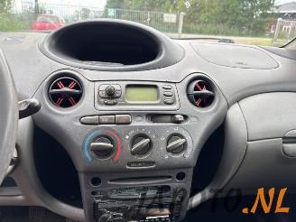 Toyota Yaris Yaris (P1), Hatchback, 1999 / 2005 1.0 16V VVT-i picture 9
