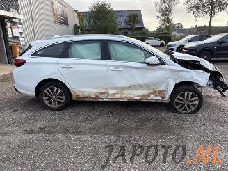Hyundai I-30 i30 Wagon (PDEF), Combi, 2017 1.0 T-GDI 12V picture 13