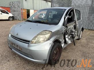 Vrakbiler auto Daihatsu Sirion Sirion 2 (M3), Hatchback, 2005 1.3 16V DVVT 2005/3