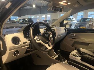 Volkswagen Up! 1.0 TSI High Up! Beats Pano Leer NAP! picture 18