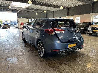 Toyota Auris 1.8 Hybrid Lease Pro picture 3