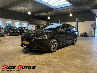krockskadad bil auto Ford Focus 1.0 EcoBoost Hybrid ST Line X 2023/8