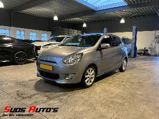 krockskadad bil auto Mitsubishi Space-star 1.2 Instyle NL NAP! 2015/11