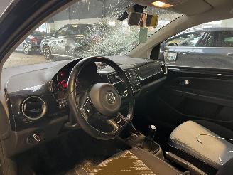 Volkswagen Up! 1.0 high up! BlueMotion NAP! picture 16