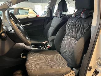 Toyota Auris 1.8 Full Hybrid Aspiration NAP! picture 17