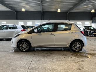 Toyota Yaris 1.3 VVT-i Style Automaat! picture 2