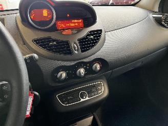 Renault Twingo 1.2 16V Collection NAP! picture 19