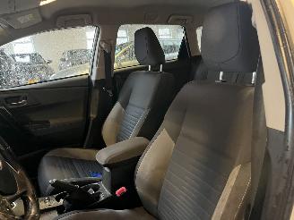 Toyota Auris Touring Sports 1.8 Hybrid picture 14