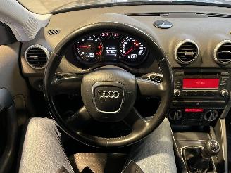 Audi A3 1.6 TDI Attraction Business Edition picture 19