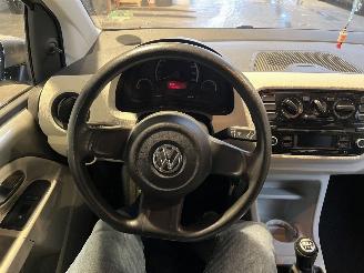 Volkswagen Up! 1.0 move up! picture 18