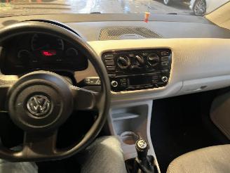 Volkswagen Up! 1.0 move up! picture 19