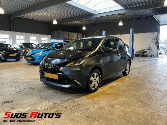 skadebil auto Toyota Aygo 1.0 VVT-i x-play NAP! 2014/12
