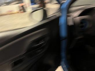 Toyota Yaris 1.5 Hybrid 59.000 KM! picture 19