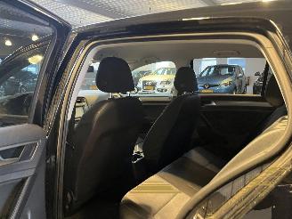 Volkswagen Golf 1.2 TSI Trendline picture 12