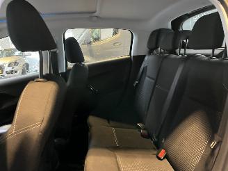 Peugeot 208 1.6 BlueHDi Blue Premium 90.000 KM! picture 12