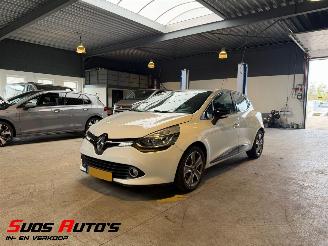 Auto incidentate Renault Clio 0.9 TCe ECO Night&Day NL NAP! 2014/12