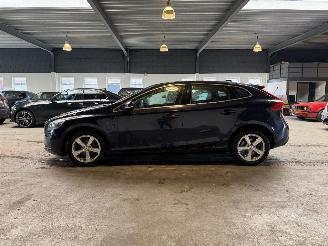 Volvo V-40 2.0 D2 Nordic+ picture 2