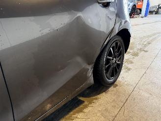 Mazda 2 1.5 e-SkyActiv-G 90 Homura NAP! BTW picture 9