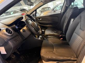 Renault Clio 0.9 TCe Limited picture 16