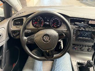 Volkswagen Golf 1.2 TSI Trendline picture 17