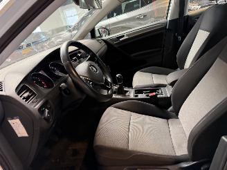 Volkswagen Golf 1.2 TSI Trendline picture 14