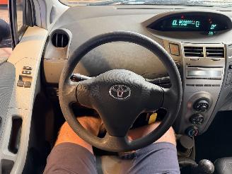 Toyota Yaris 1.0 VVTi Acces picture 17