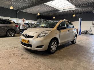 Toyota Yaris 1.0 VVTi Acces picture 1