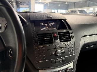 Mercedes C-klasse 180 K Kompressor Estate Avantgarde picture 23