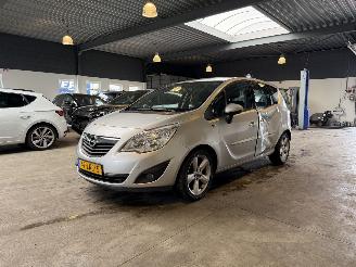 Vaurioauto  passenger cars Opel Meriva 1.4 Turbo 98.000 KM NAP! 2010/6