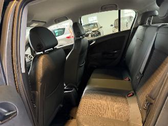 Opel Corsa 1.2-16V BlitZ NAP! picture 12