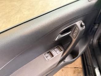 Volkswagen Polo 1.2 TDI BlueMotion picture 20