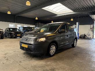 krockskadad bil bedrijf Volkswagen Caddy Cargo 2.0 TDI Economy Business 2022/9