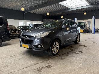 Vaurioauto  passenger cars Hyundai Ix35 2.0i i-Catcher Automaat! 2011/4