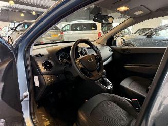 Hyundai I-10 1.0i picture 14
