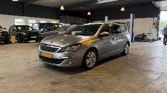 Auto incidentate Peugeot 308 1.6 BlueHDI Blue Lease Executive 2016/10
