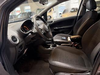 Opel Corsa 1.2-16V Cosmo picture 17
