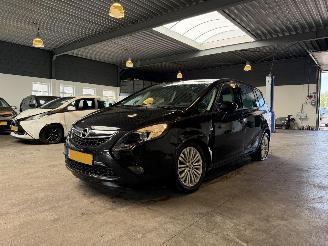 Vaurioauto  passenger cars Opel Zafira 1.4 Edition 7p. 2016/1
