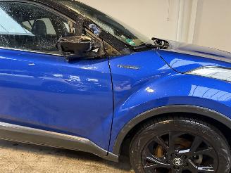 Toyota C-HR 1.8 Hybrid Black Edition picture 12