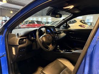 Toyota C-HR 1.8 Hybrid Black Edition picture 17
