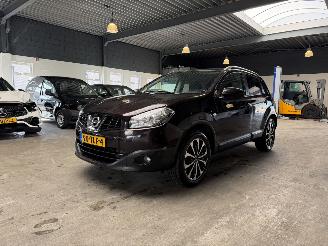 Damaged car Nissan Qashqai 1.6 Connect Edition 157.000 NAP! 2012/3