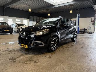 Damaged car Renault Captur 1.5 dCi Dynamique NAP! 2016/3